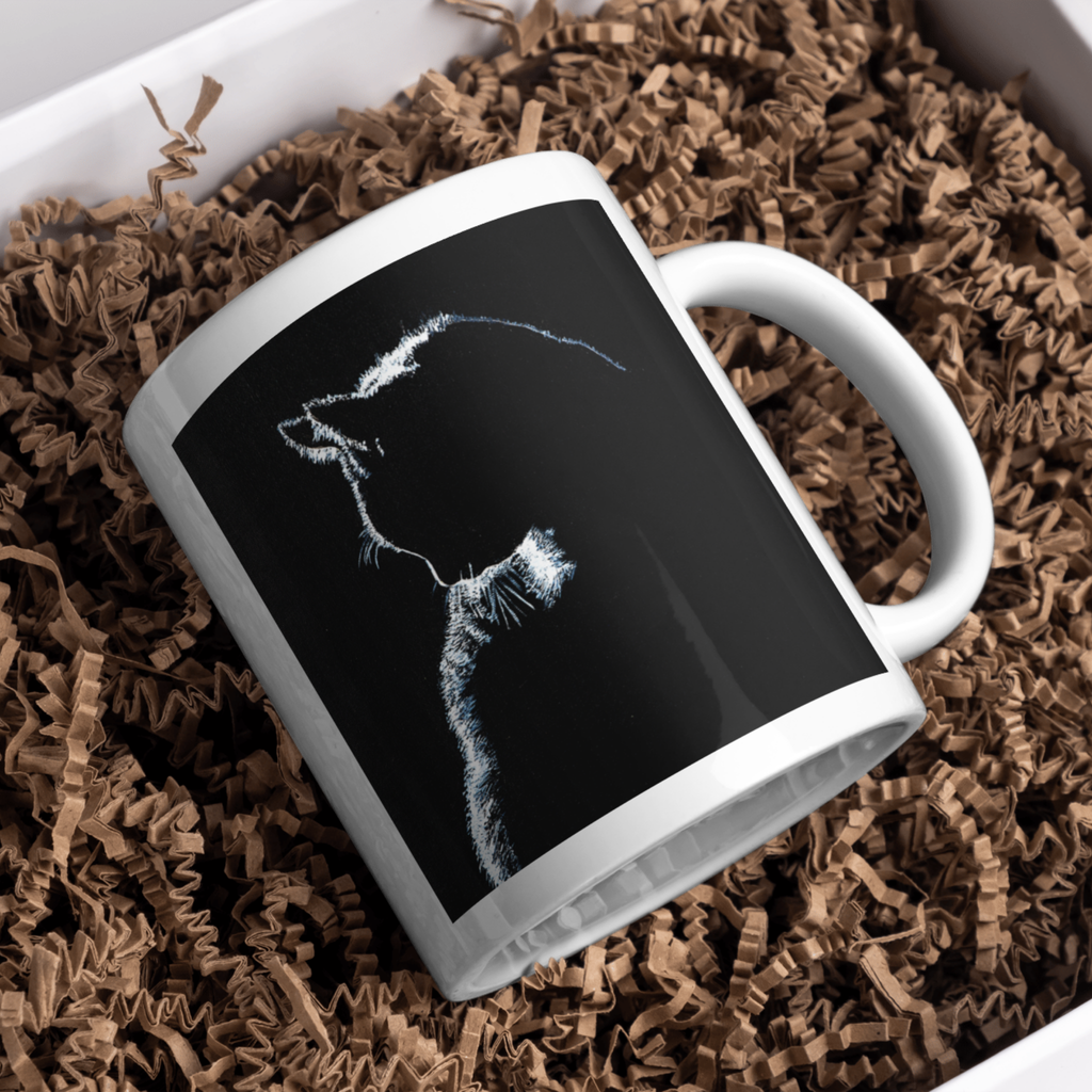 Stroke of Light Mug – Ceramic Mug with Minimalist Cat Silhouette on Black