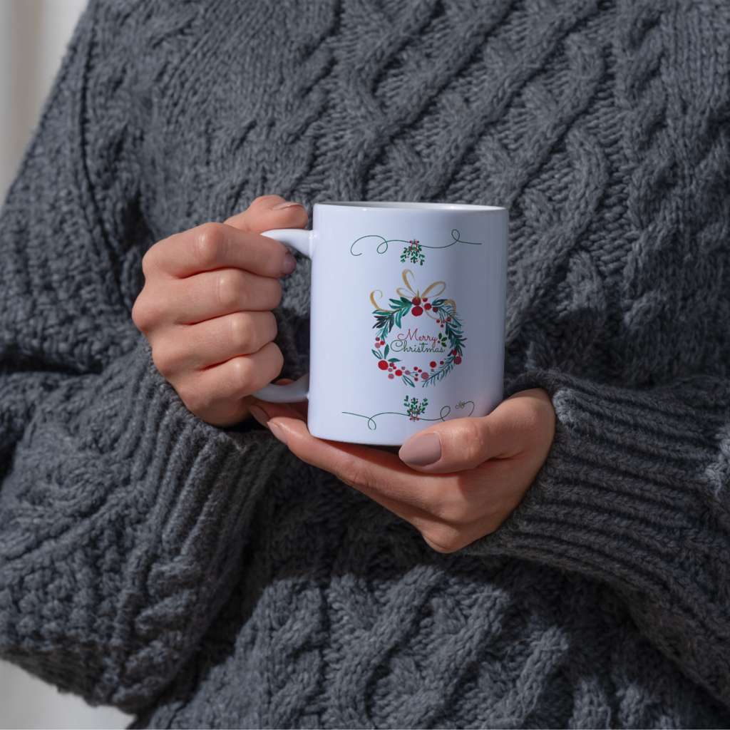 Christmas Wreath & Golden Bow Mug – Elegant Christmas Ceramic Coffee Mug